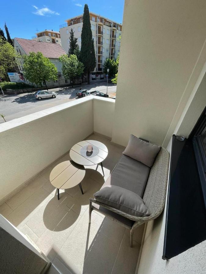 Soho Apartman Τρέμπινιε Εξωτερικό φωτογραφία