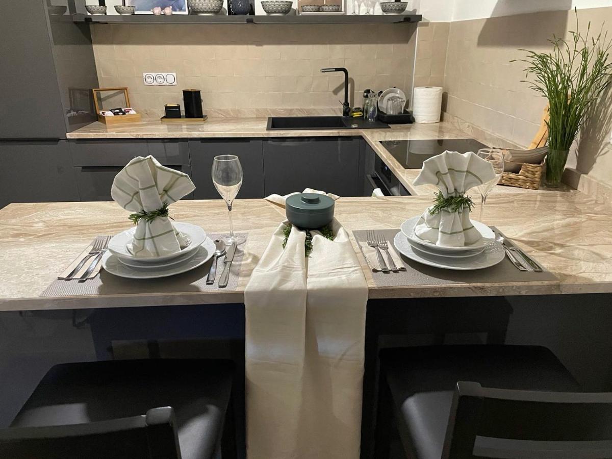Soho Apartman Τρέμπινιε Εξωτερικό φωτογραφία