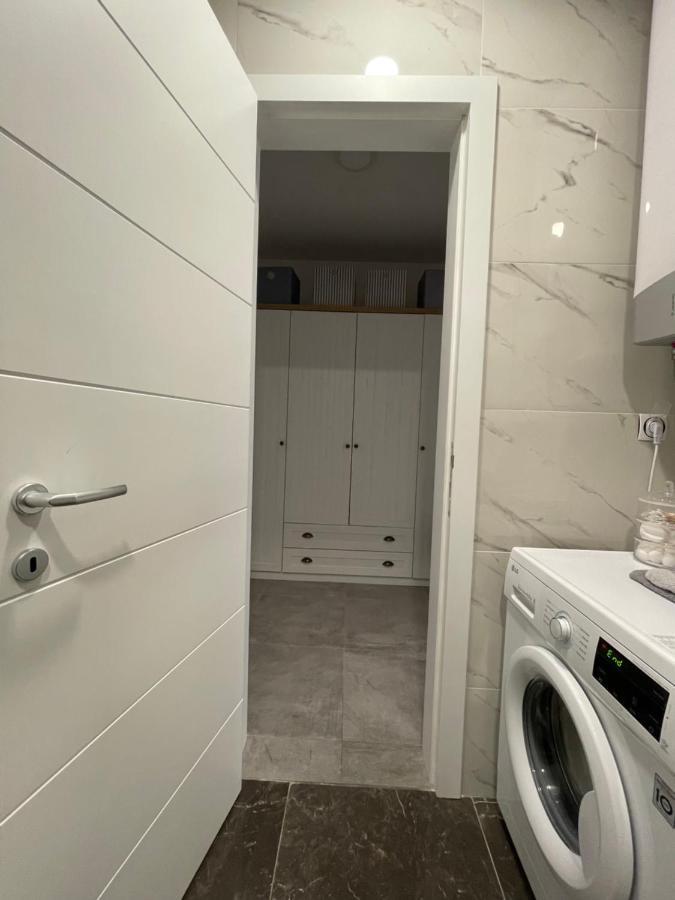 Soho Apartman Τρέμπινιε Εξωτερικό φωτογραφία